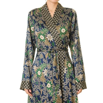 Midnight Garden Wrap Robe - Image 3