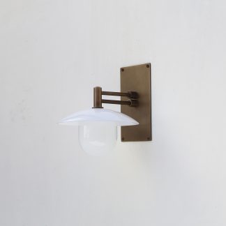 Disc-shaped lamp tray spherical wall lamp