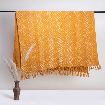 Mustard Geometric Tassel Woven Throw Blanket - Image 3
