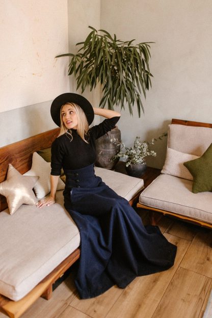 Navy blue high waist maxi skirt - Image 3