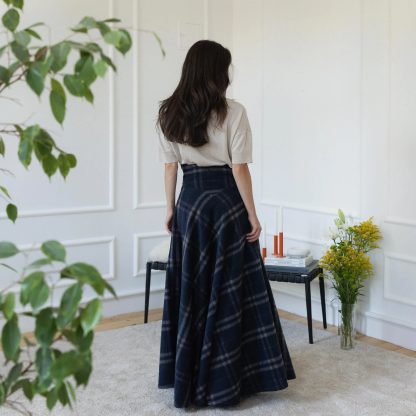Navy blue plaid high waist maxi skirt - Image 5