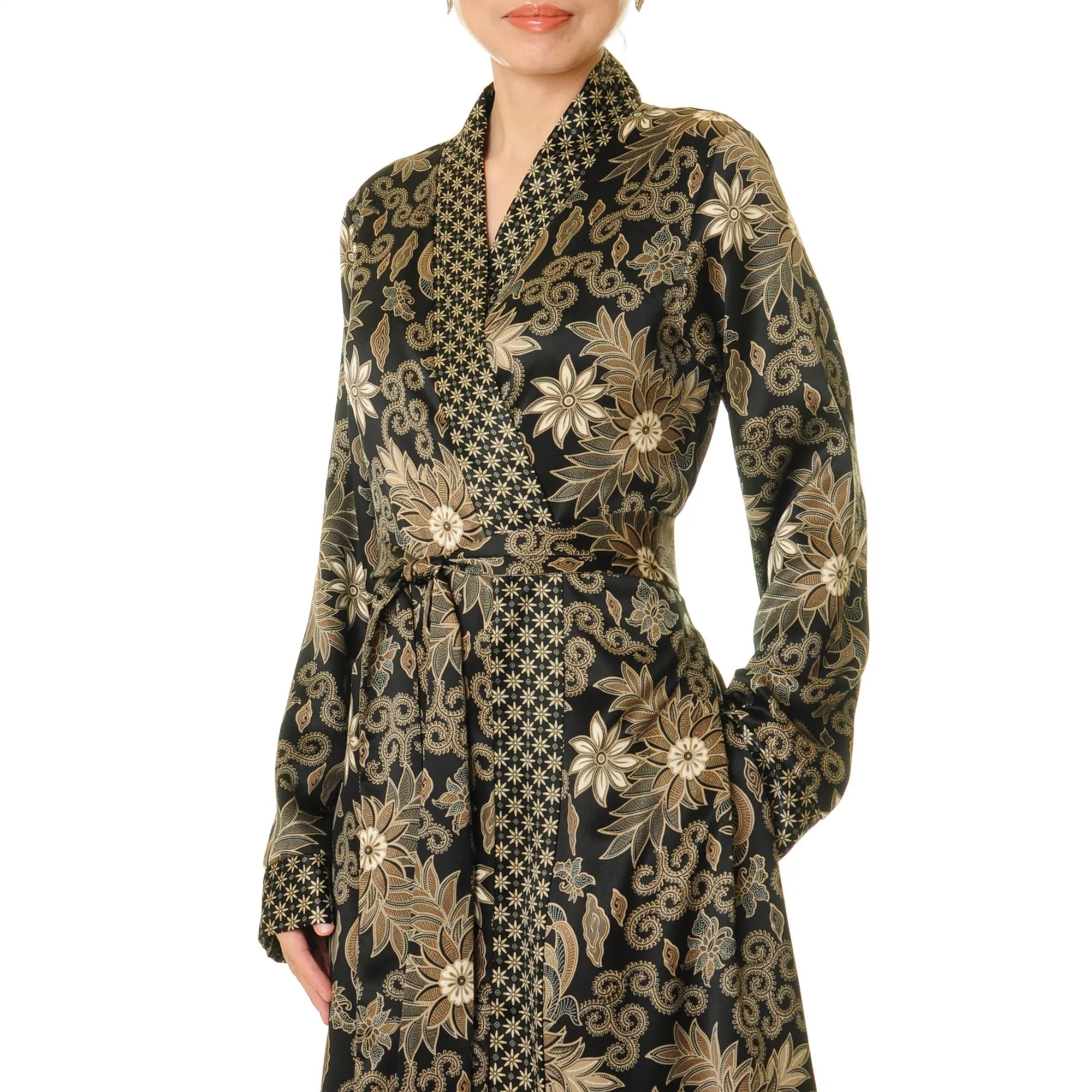 Nocturne Garden Wrap Robe - Image 9