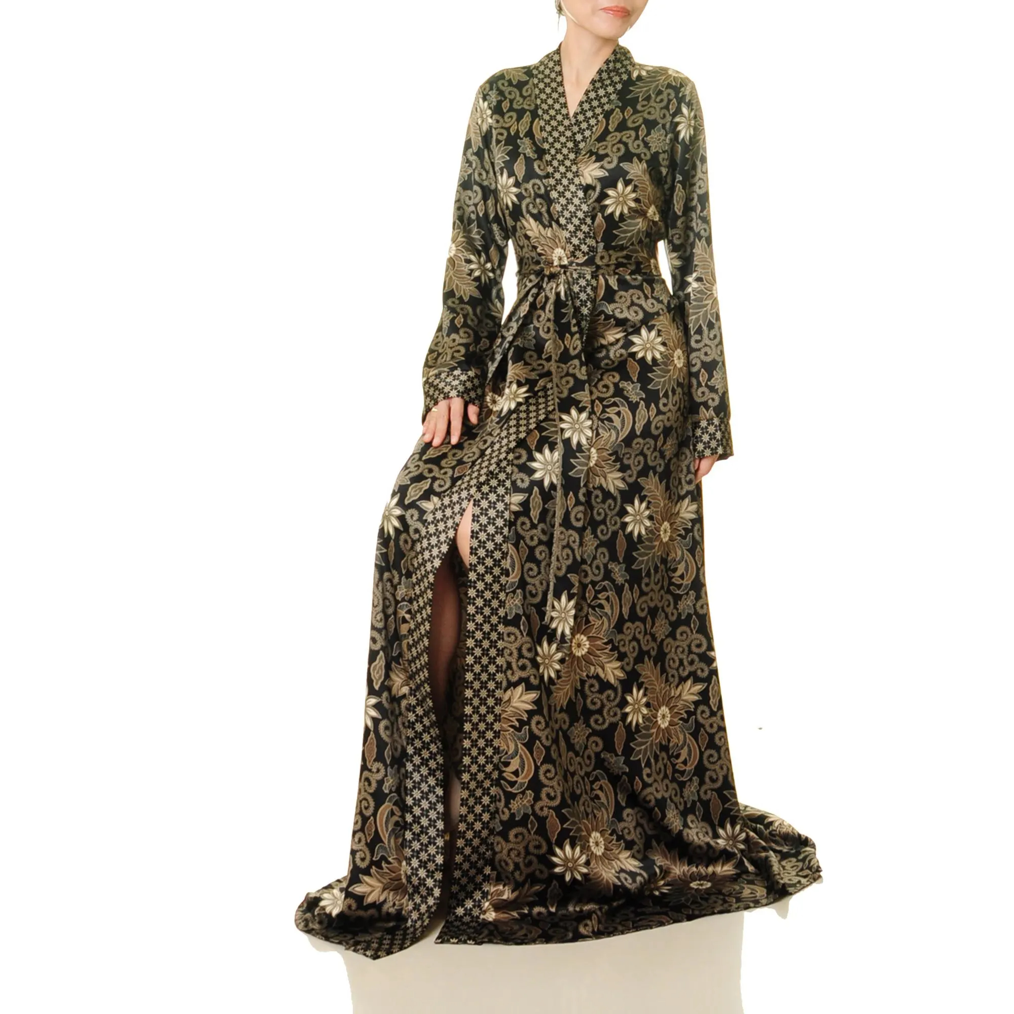 Nocturne Garden Wrap Robe - Image 5