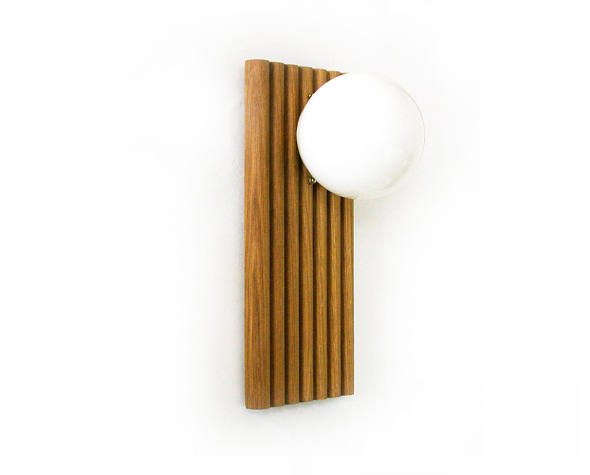 Wood panel and opaline glass globe wall lamp - Image 7