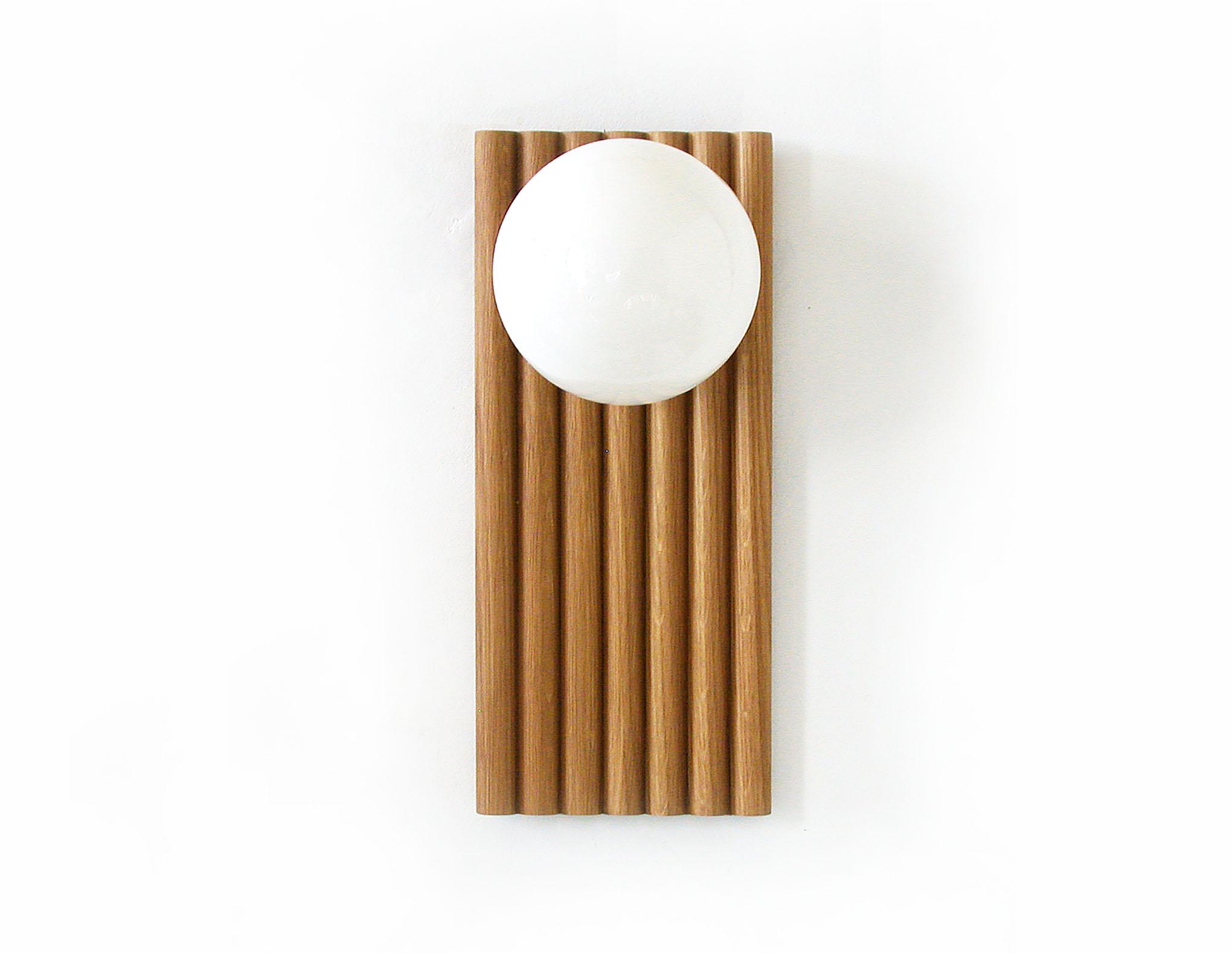 Wood panel and opaline glass globe wall lamp - Image 3