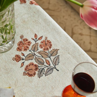 Vintage Bouquet Print Tablecloth - Image 10