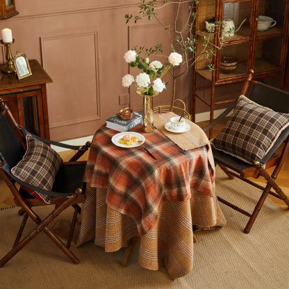 Warm plaid layered tablecloth - Image 7