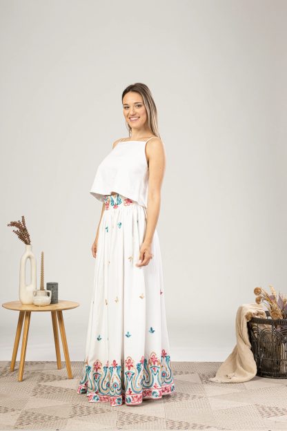 White embroidered long skirt - Image 3