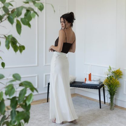 White satin maxi skirt - Image 3