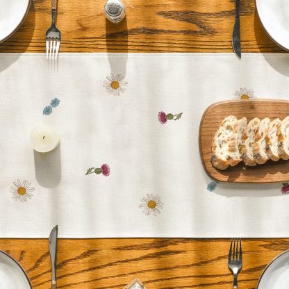 Wildflower Meadow Edge Table Runner - Image 3