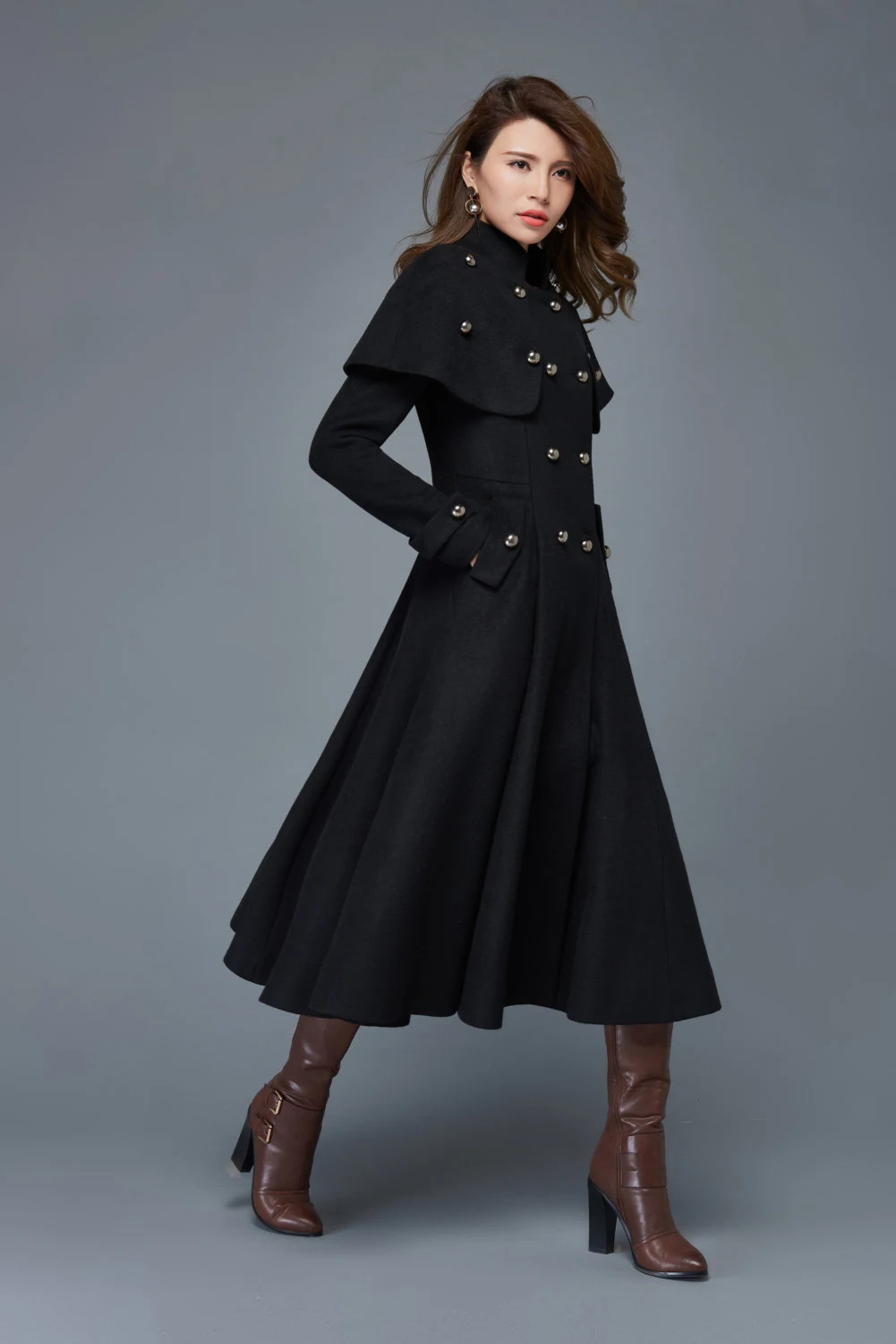 Black double-breasted coat - Image 4