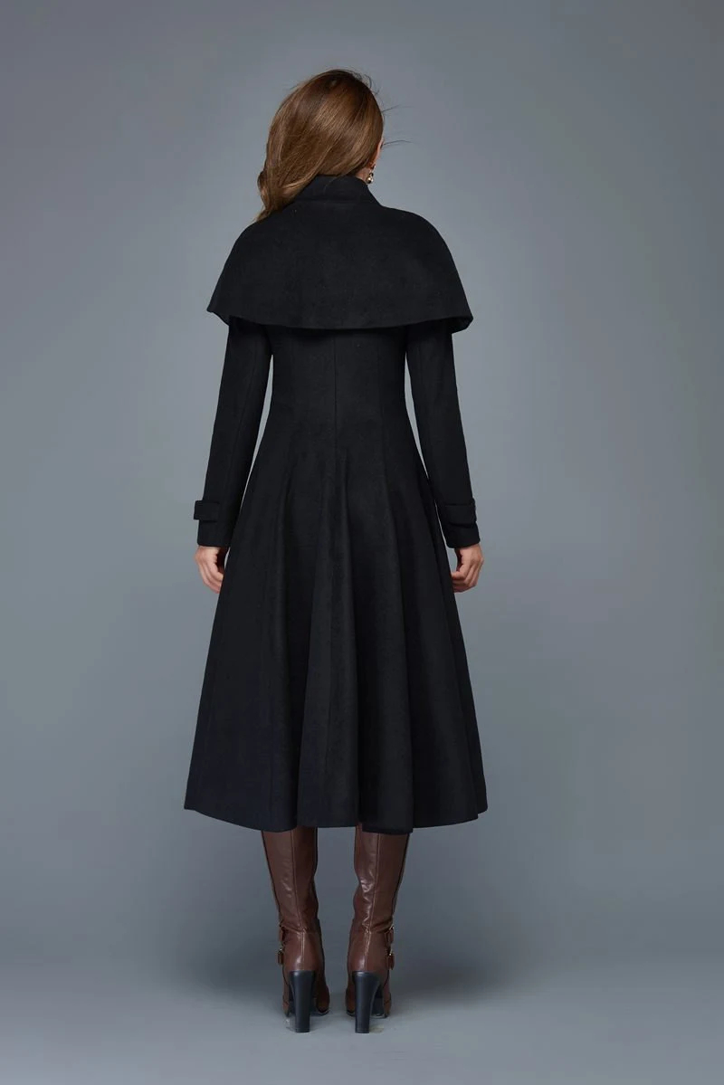 Black double-breasted coat - Image 3