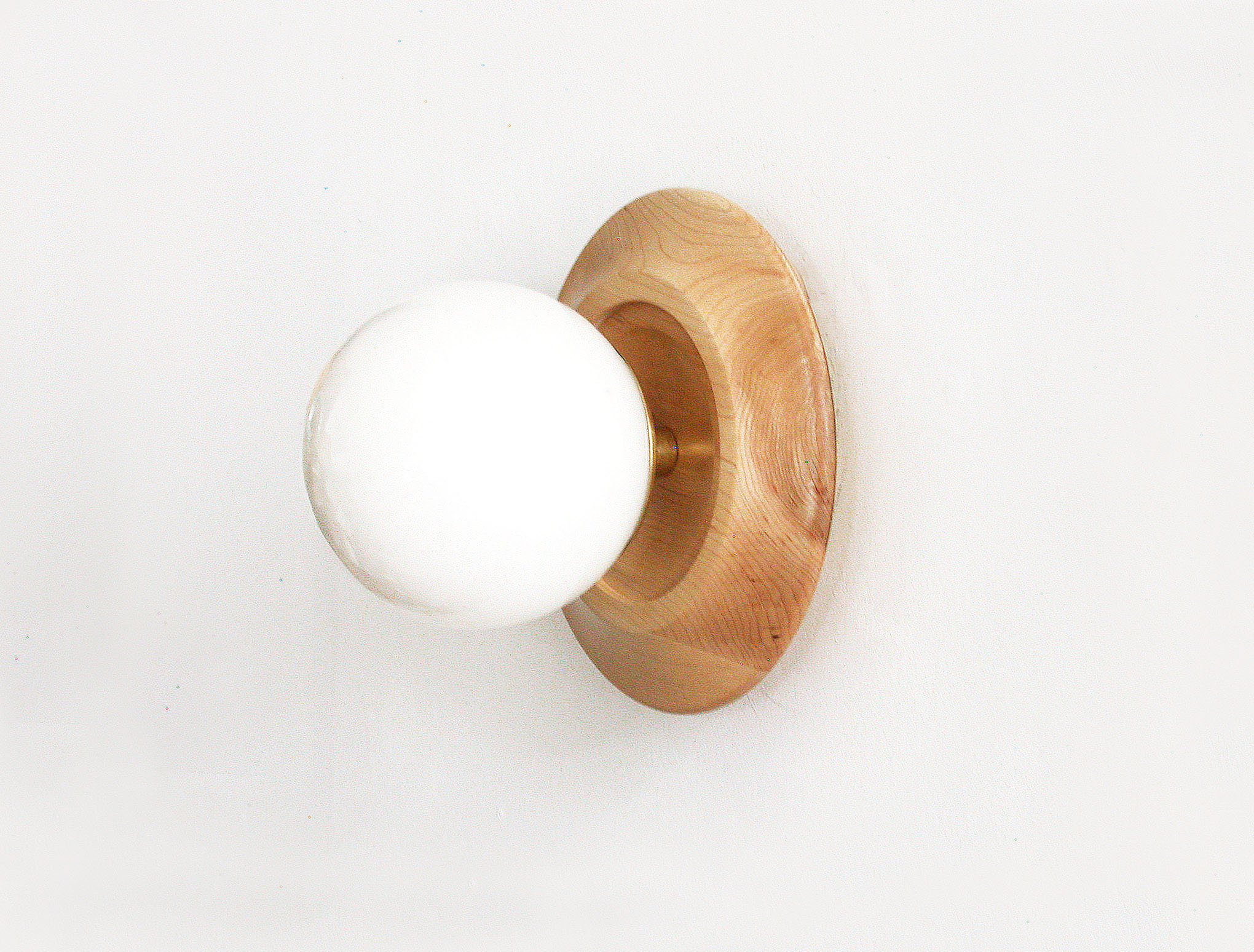 Concave wooden ring and glass globe wall lamp - Image 4