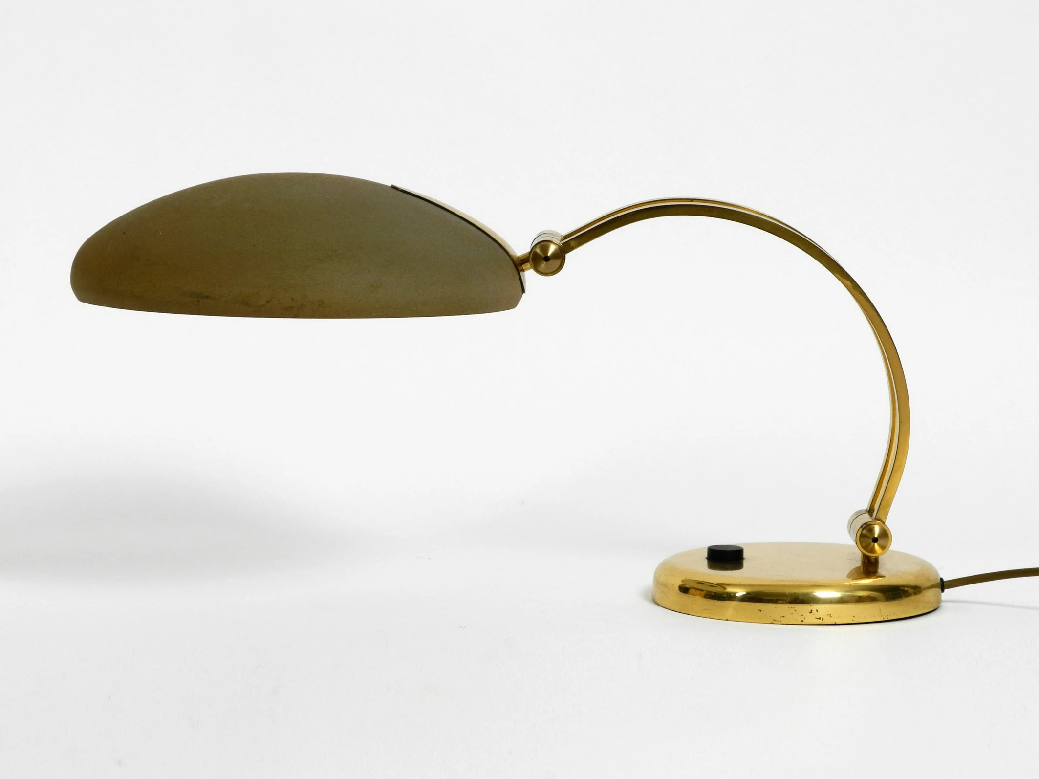 Olive dish-shaped table lamp - Image 6