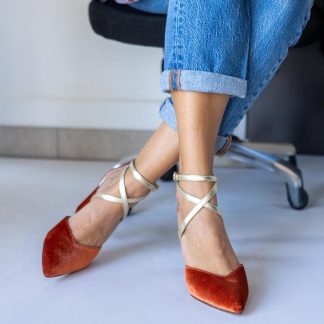 Amber velvet pointed-toe flats