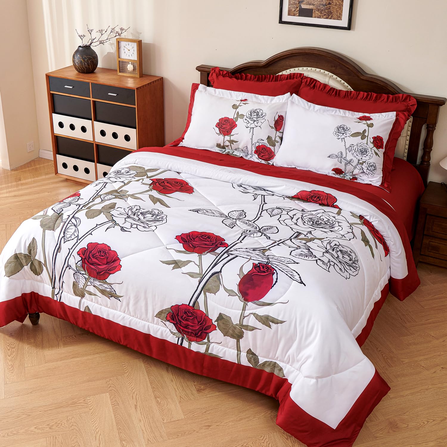 Classic Red Rose Three-Piece Quilt Set - Image 8