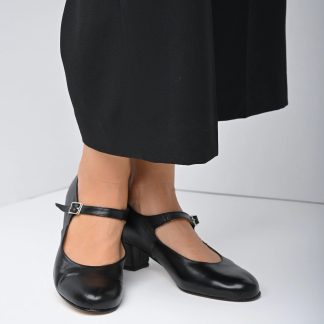 Classic black Mary Jane low heels