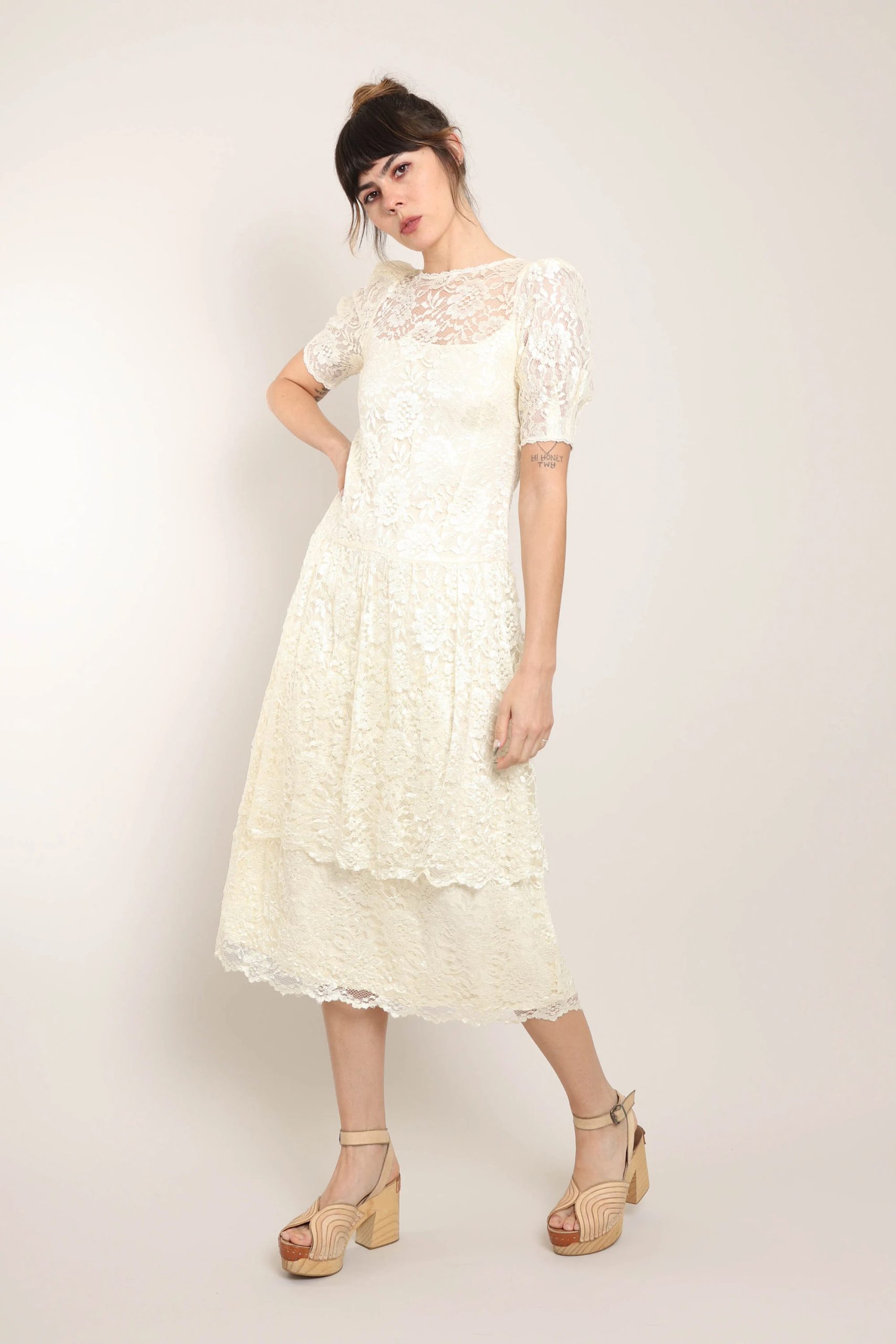 Creamy white lace dress - Image 8