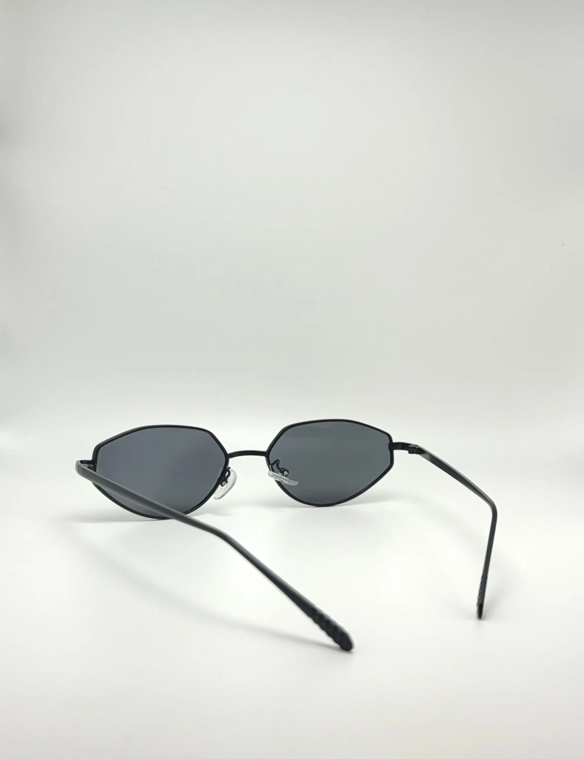 Frameless polygonal black metal frame sunglasses - Image 3