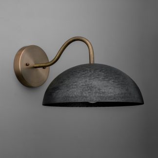 Hammer-patterned black dome wall lamp