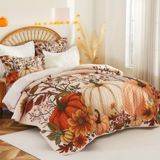Harvest Pumpkin Three-Piece Quilt Set