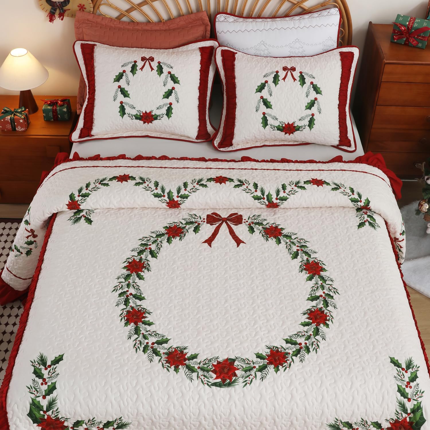 Holiday wreath three-piece quilt set - Image 7