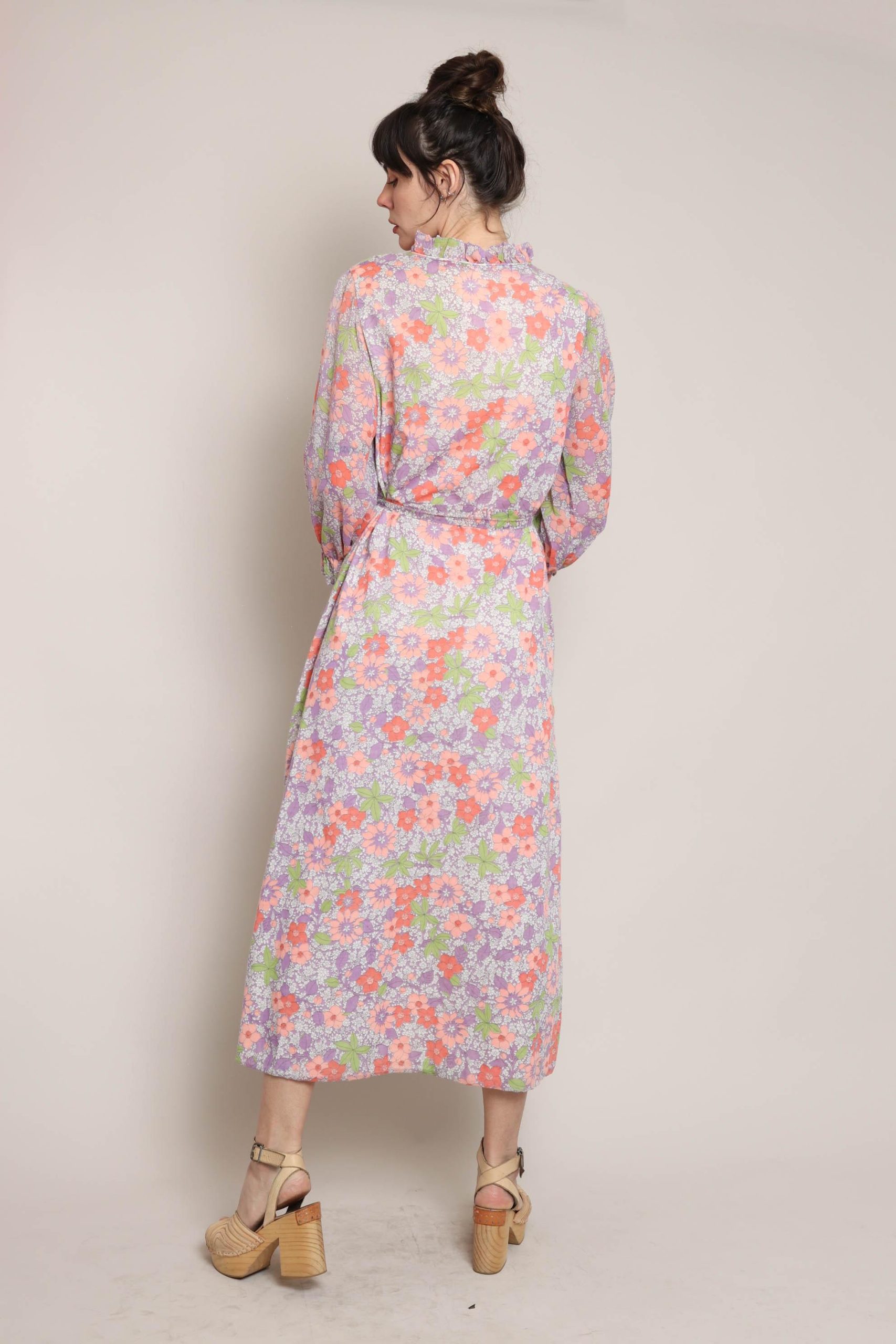 Lavender-colored floral print maxi dress - Image 7