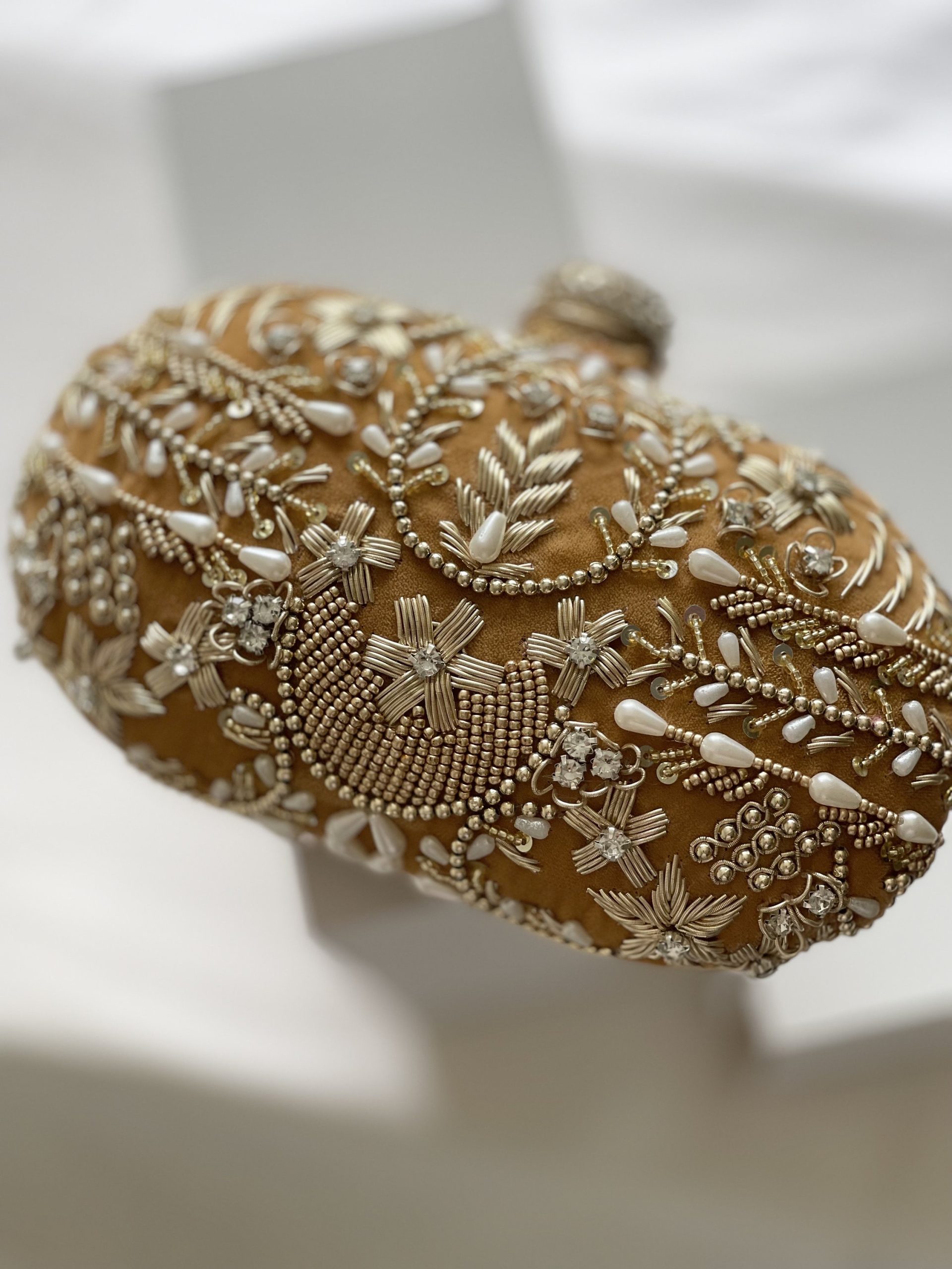 Embroidered gold beaded floral clutch - Image 7