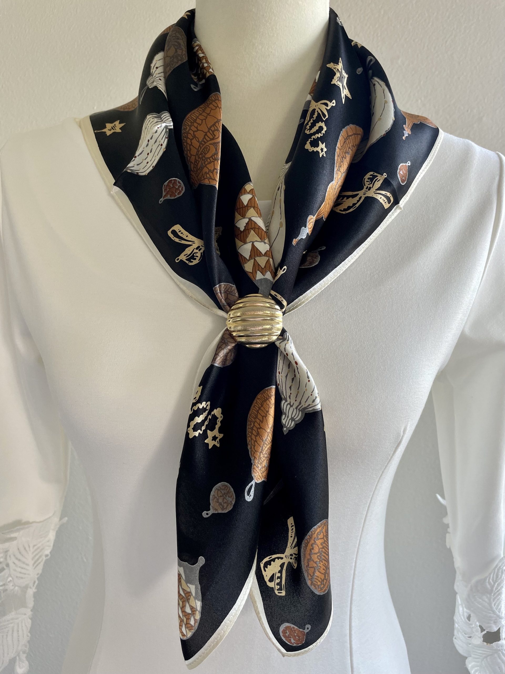 Mulberry silk vintage badge square handkerchief - Image 6