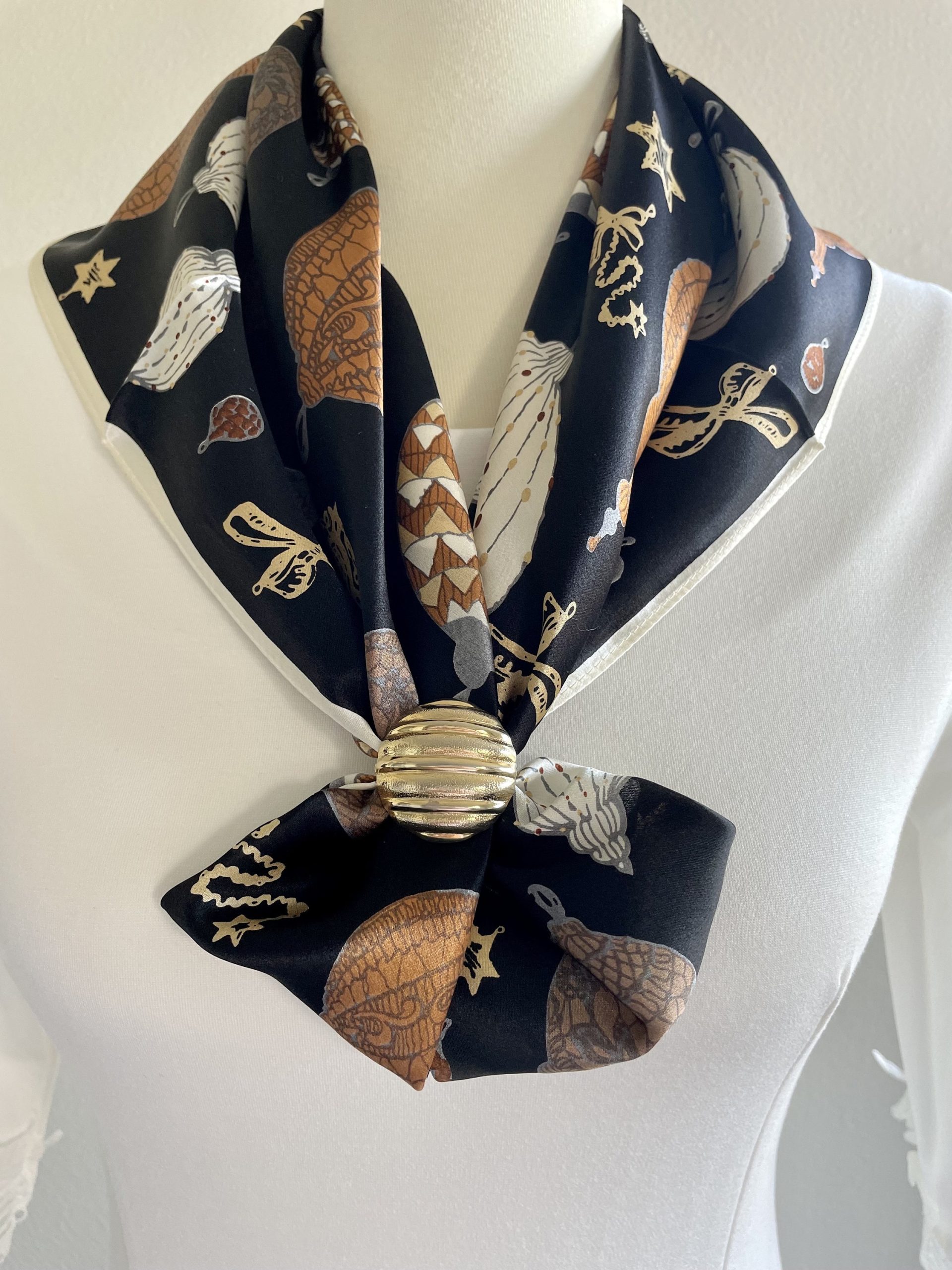 Mulberry silk vintage badge square handkerchief - Image 4