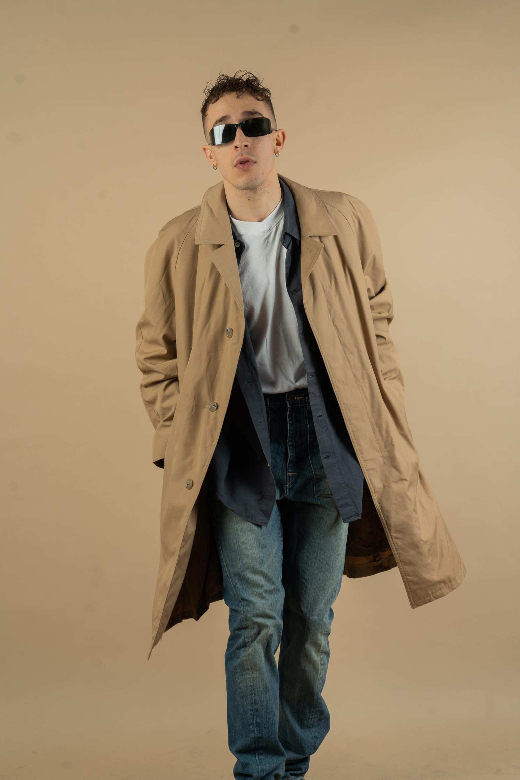 Khaki classic trench coat - Image 2