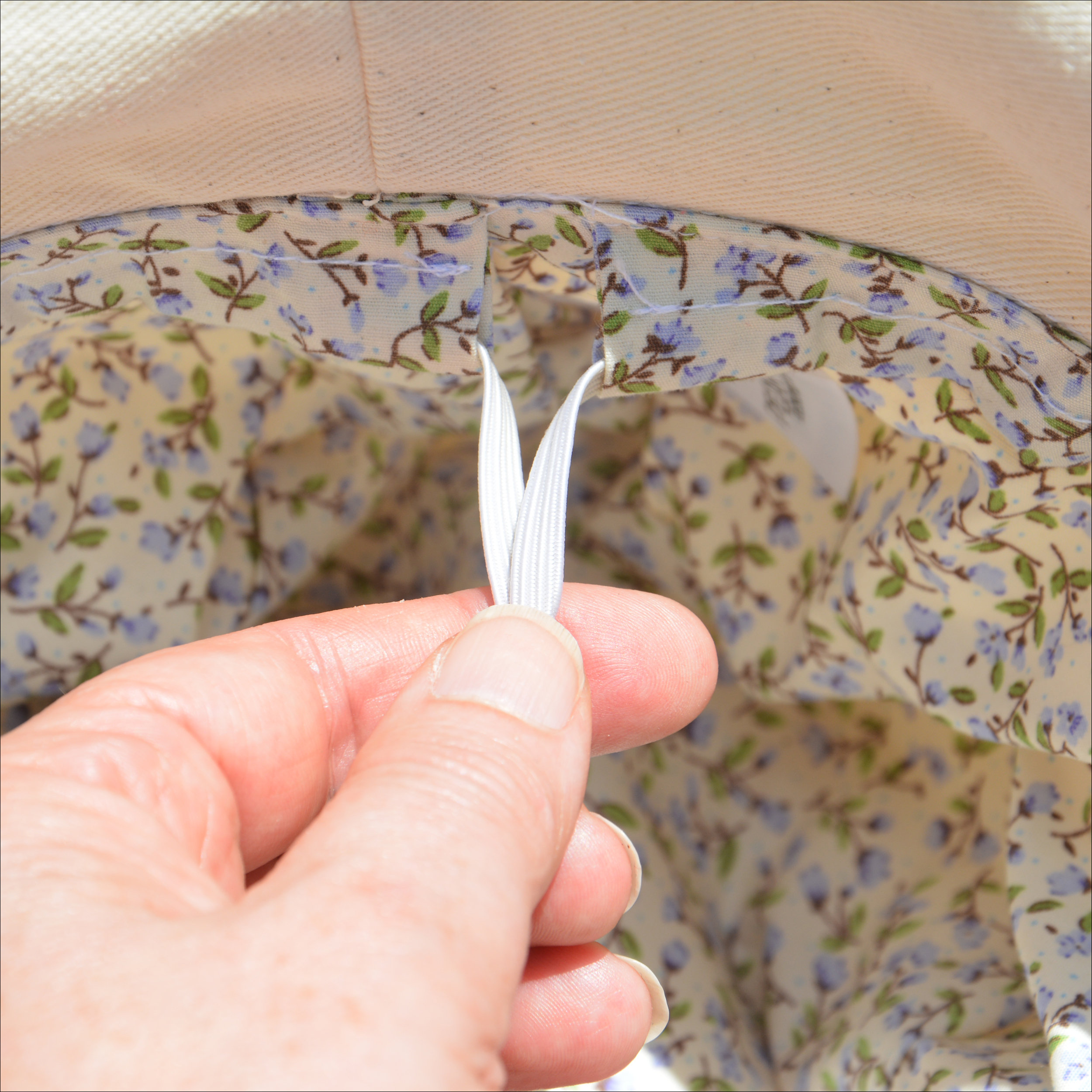 Plant pattern linen sun hat - Image 4