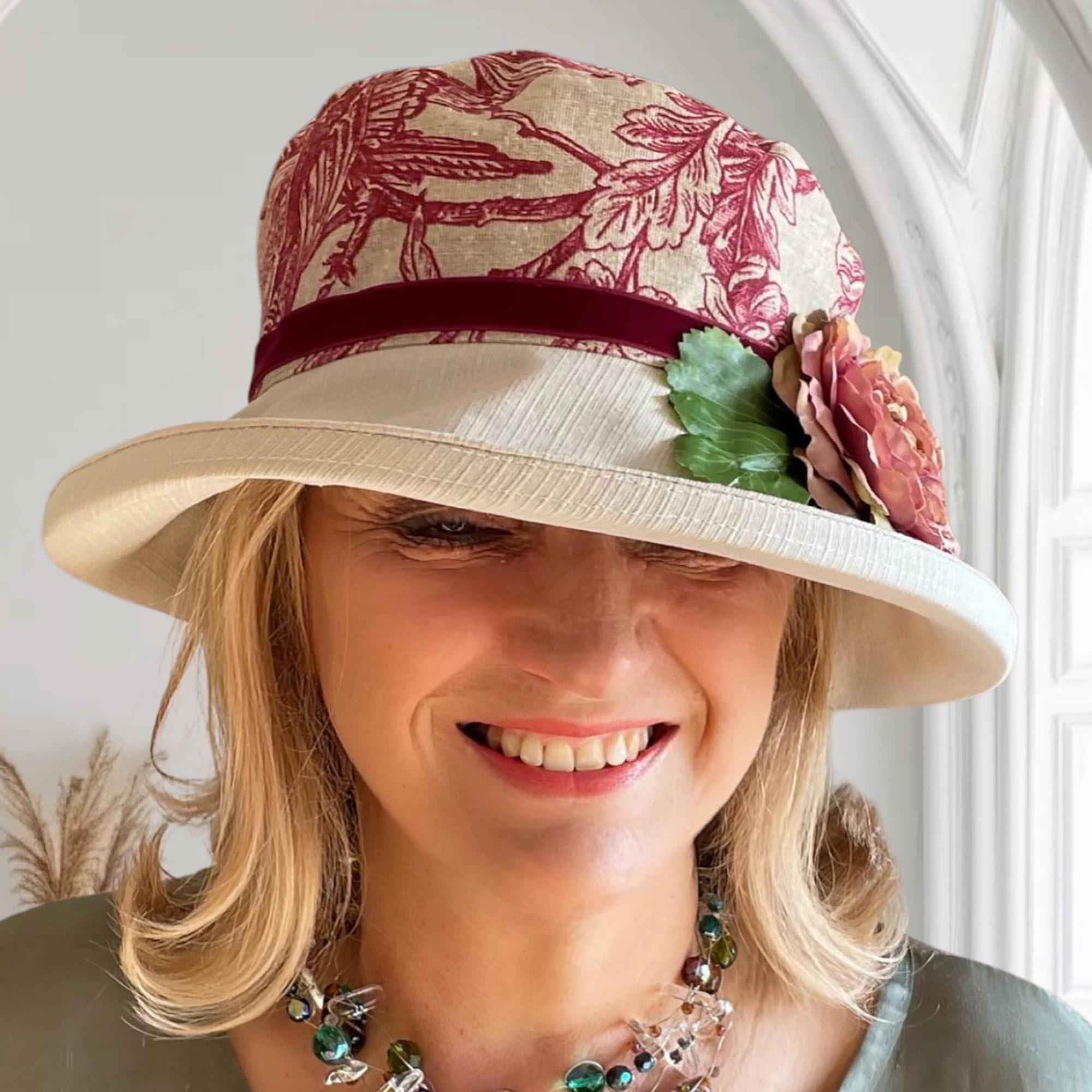 Retro red printed beige floral sun hat