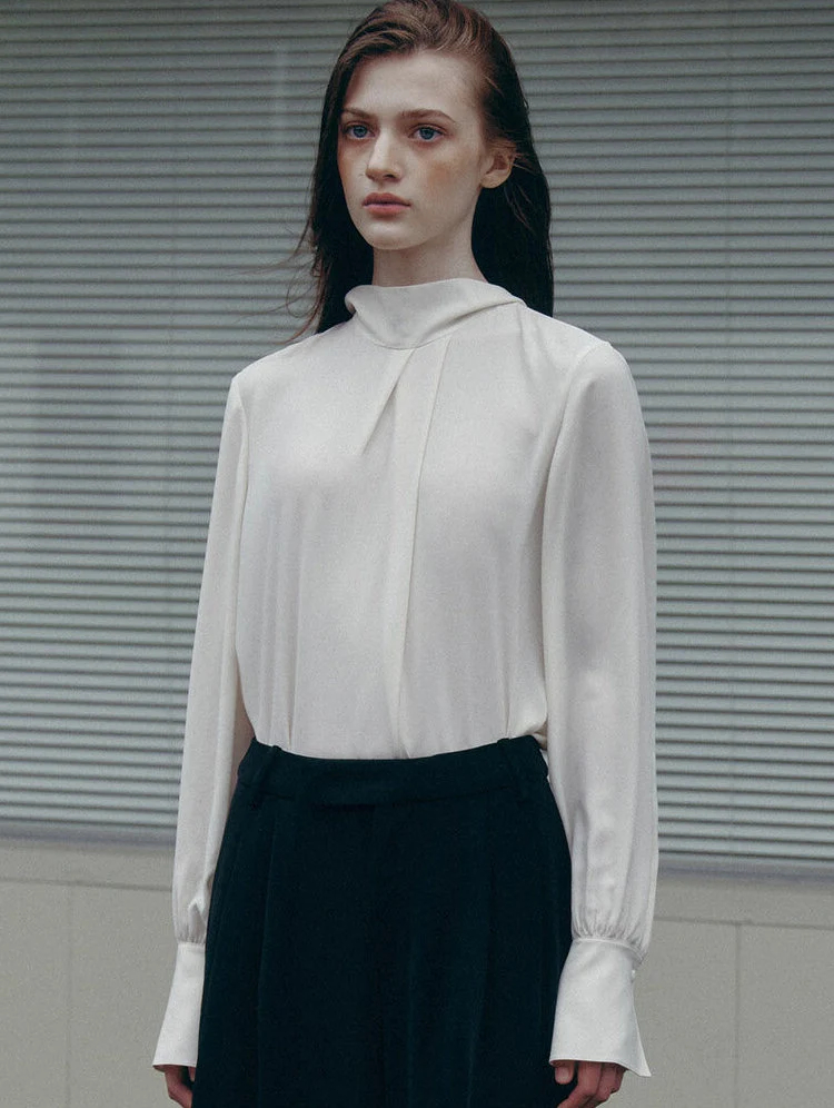 Ivory turtleneck slim-fit shirt