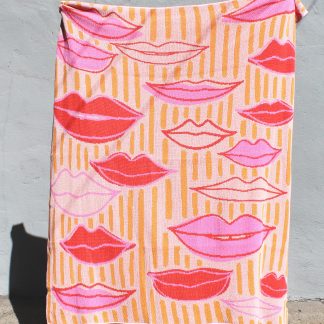 Pop Art Lip Jacquard Tassel Blanket