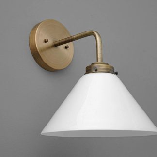 White enamel cone wall lamp