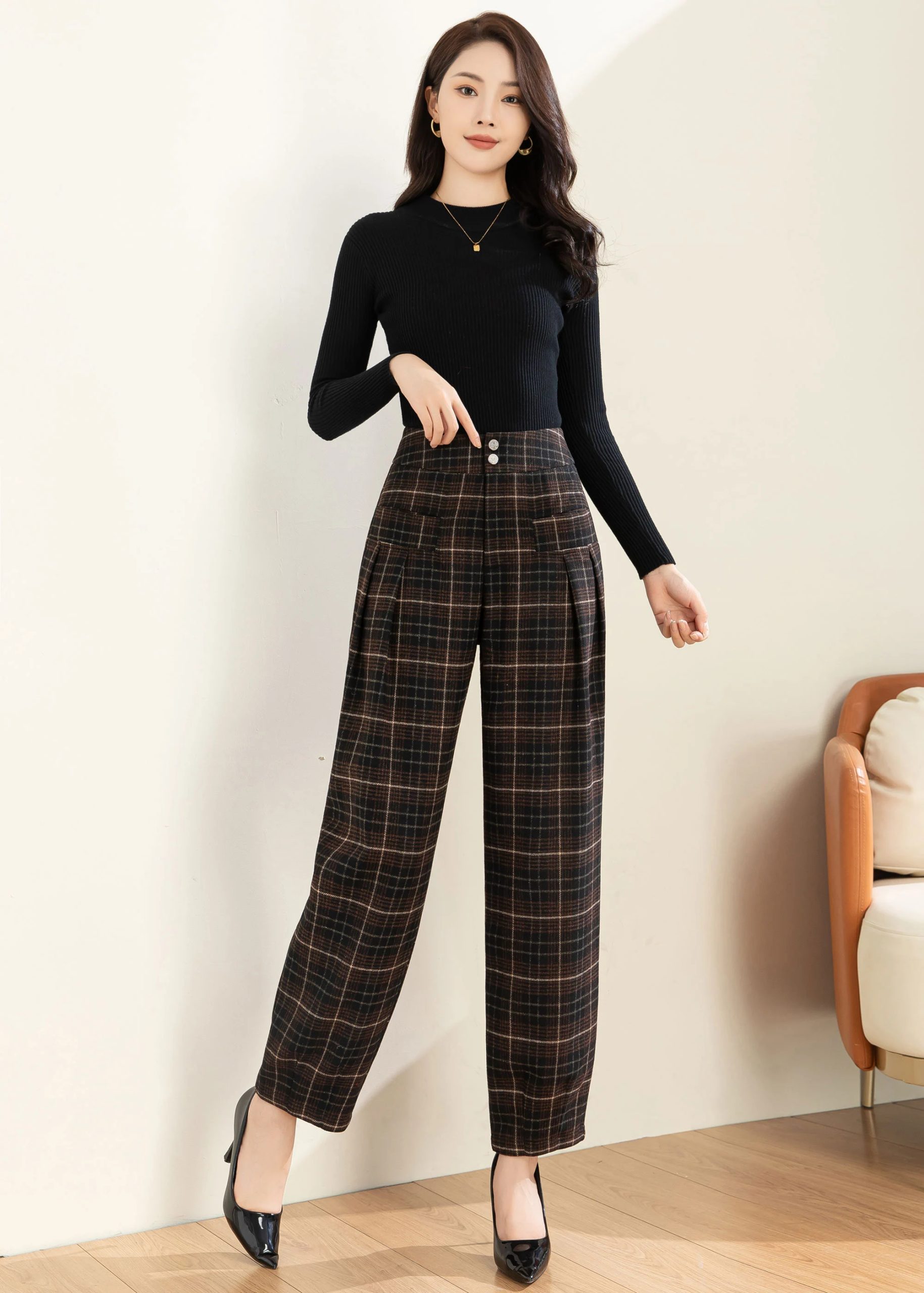 Women's high-waisted plaid wide-leg pants