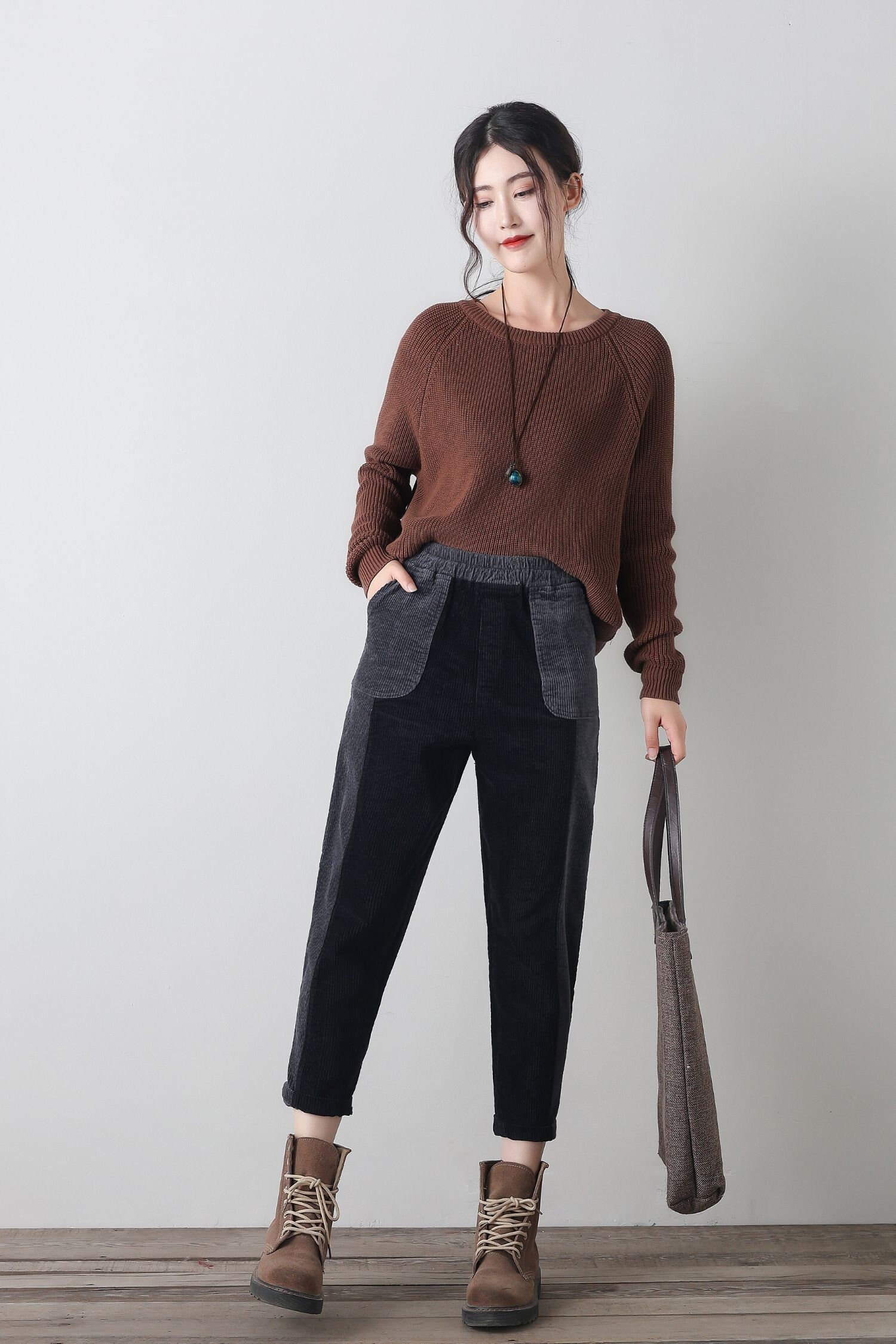 Women's patchwork corduroy tapered trousers - Image 6