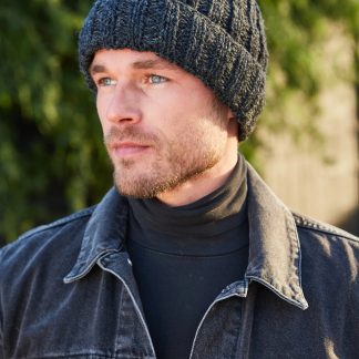 Sturdy Ribbed Knit Hat