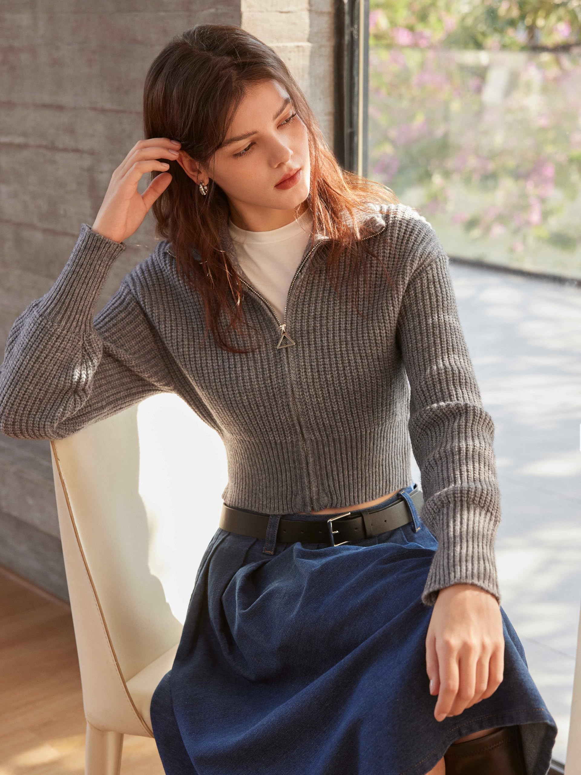 Grey ribbed zip-up stand collar sweater - Image 6