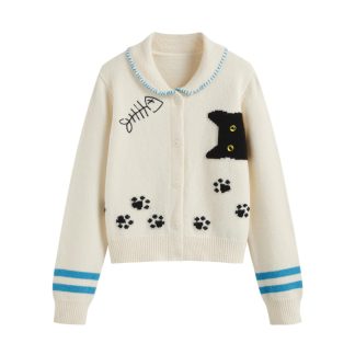 Creamy cat pattern striped cuff cardigan