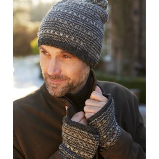 Grayish brown pom-pom knit hat