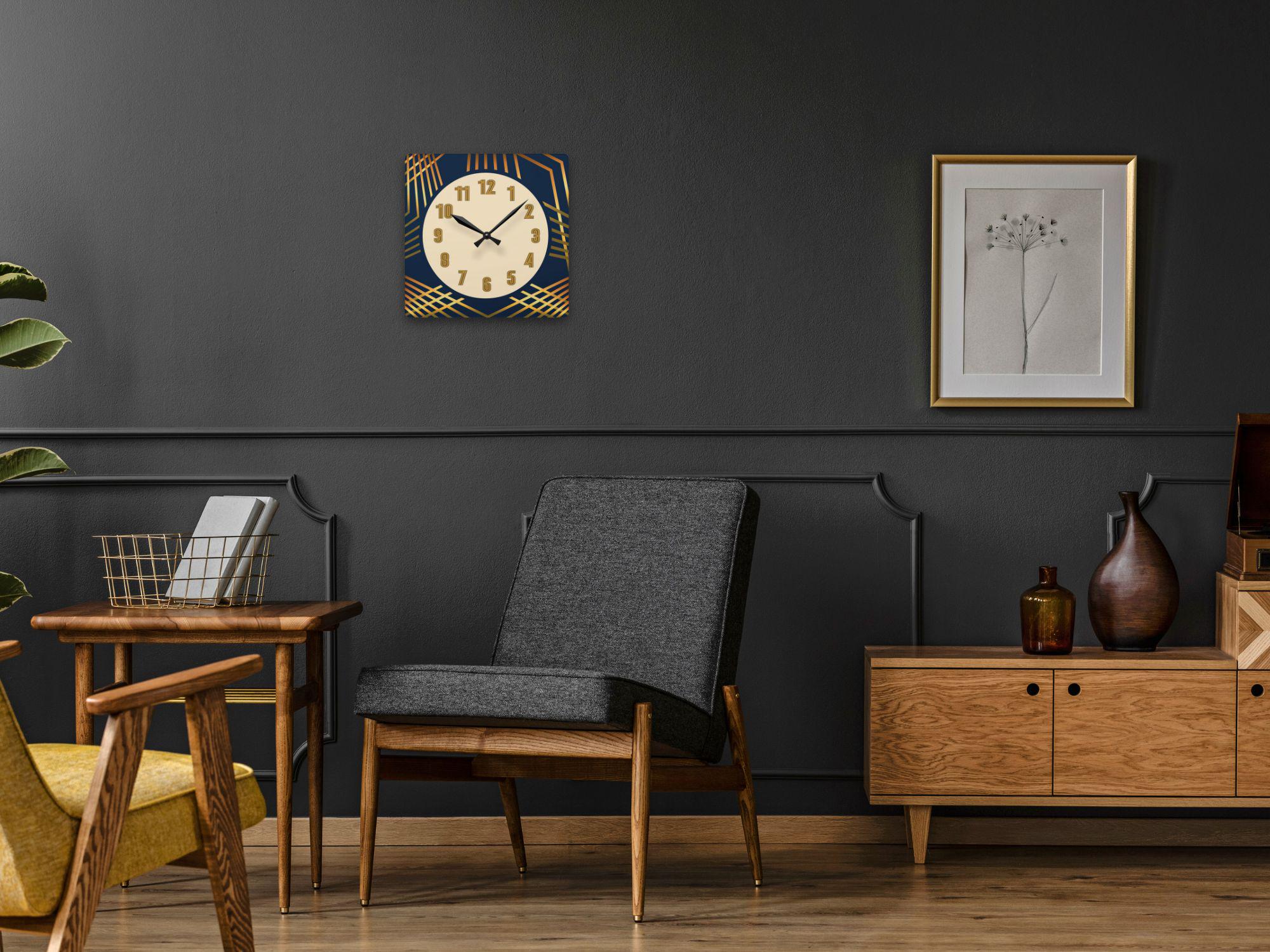 Retro gold-trimmed square clock - Image 4