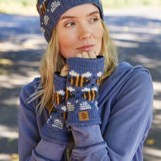 Busy little bee Fair Isle pom-pom knit hat