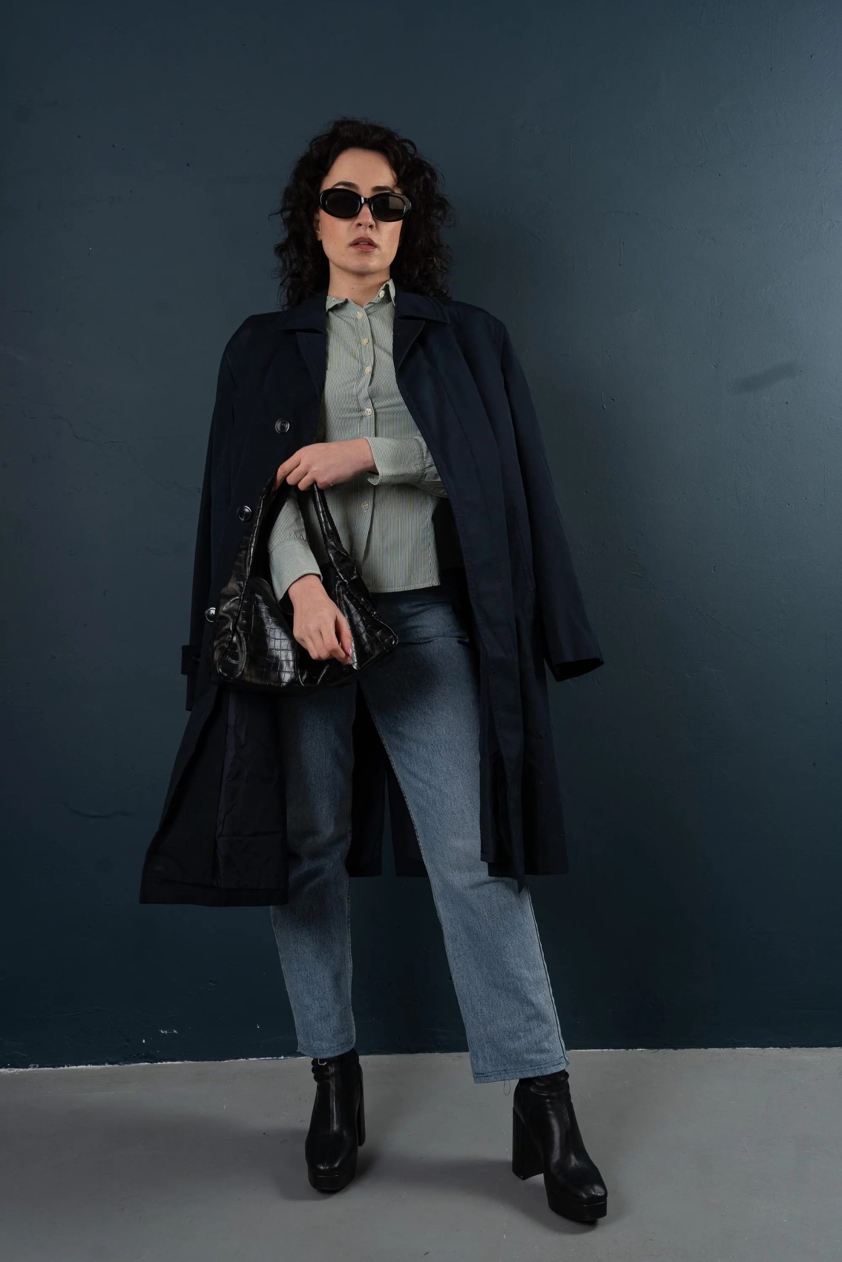 Dark navy blue long trench coat - Image 5