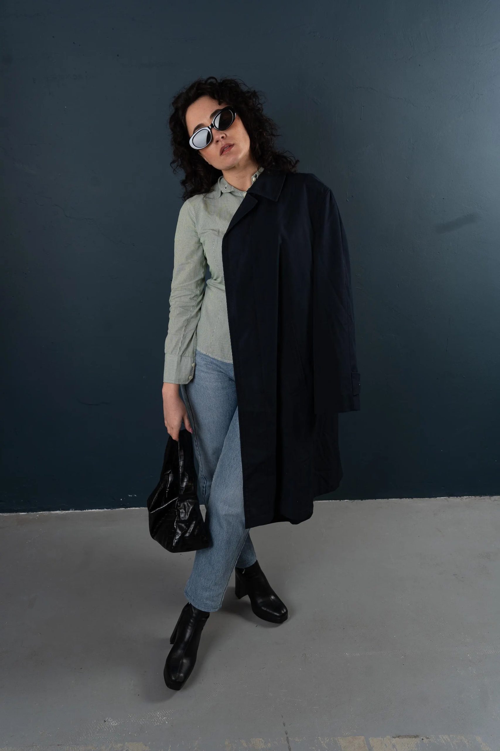 Dark navy blue long trench coat - Image 4