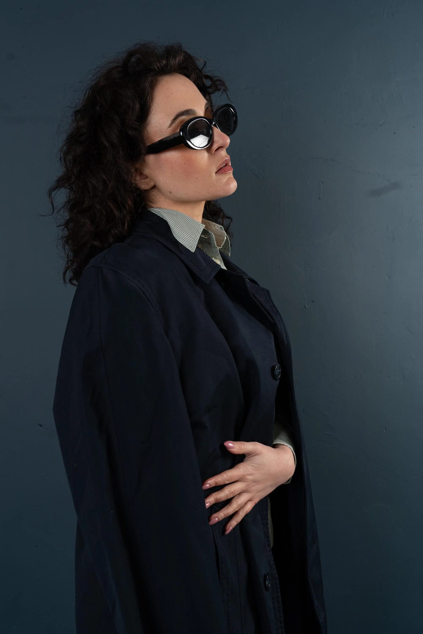 Dark navy blue long trench coat - Image 2